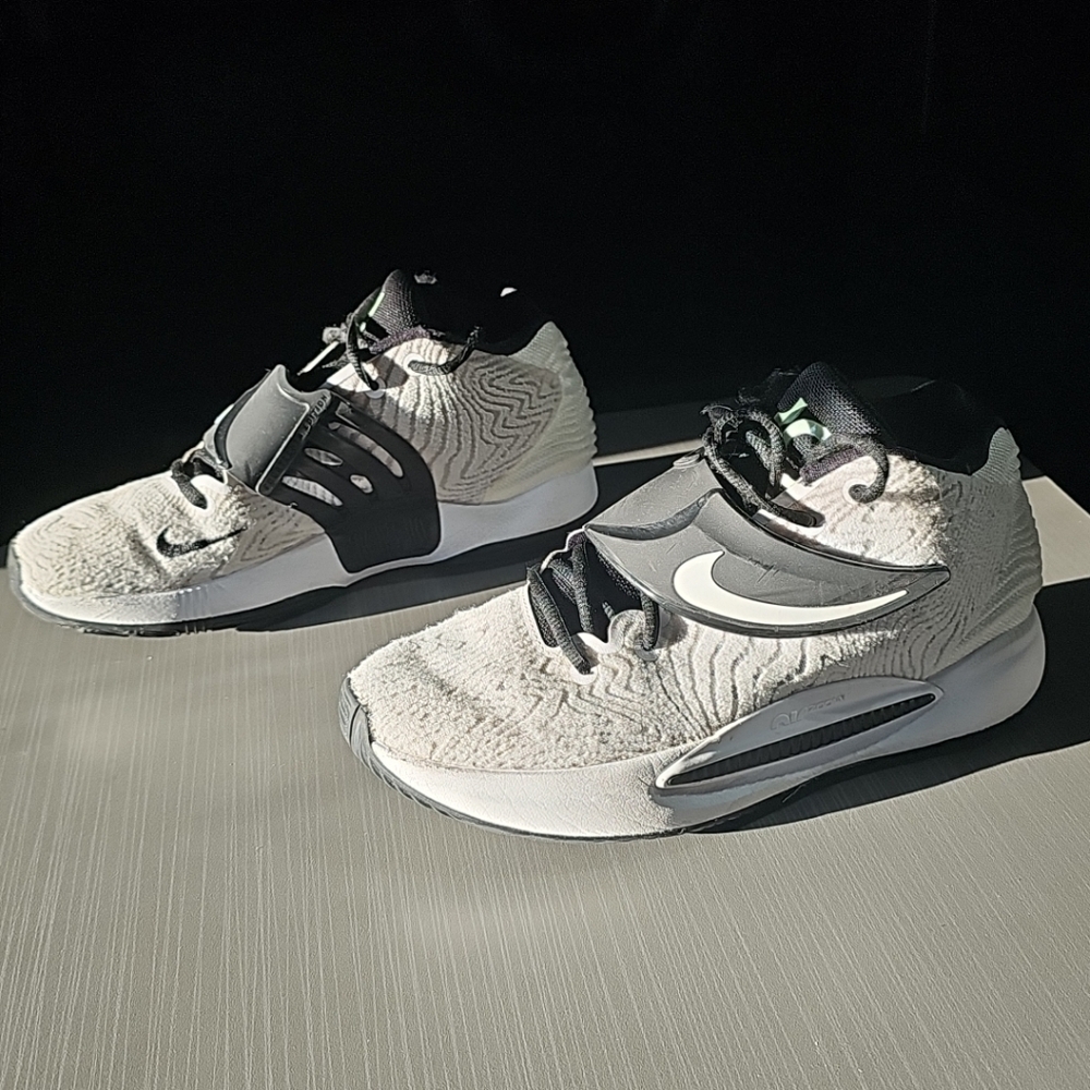 Nike KD 14 TB White Black Men's US 7.5 Good PreOwned Condition
